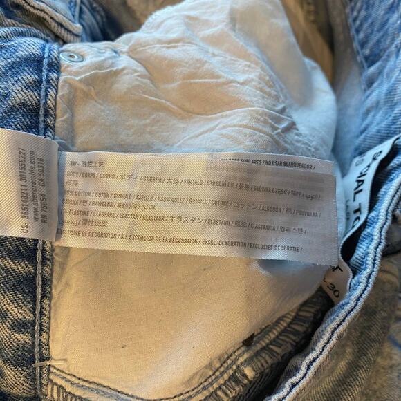 Social Tourist Distressed Boyfriend Jeans Hi-Rise Medium Wash Stretch Sz 30 - Picture 9 of 9